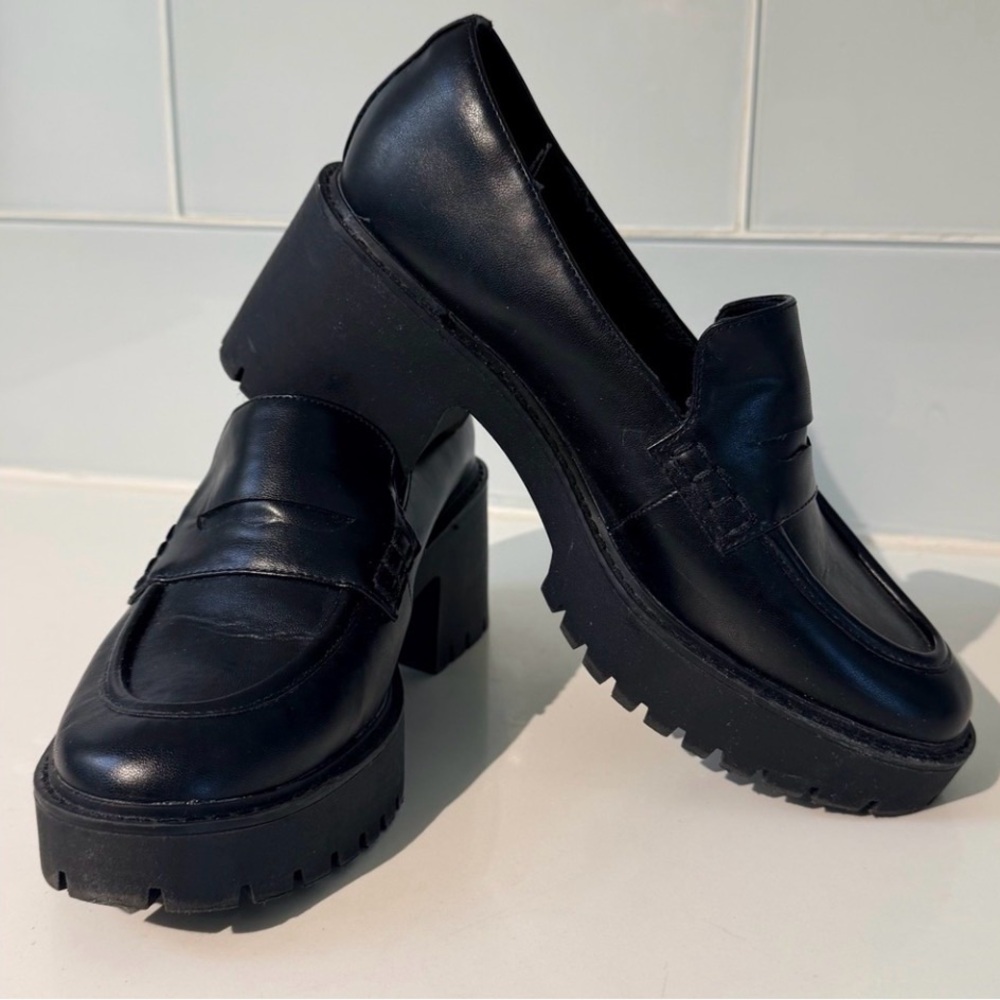 EUC--Universal Thread Black Chunky Loafers, wore once
